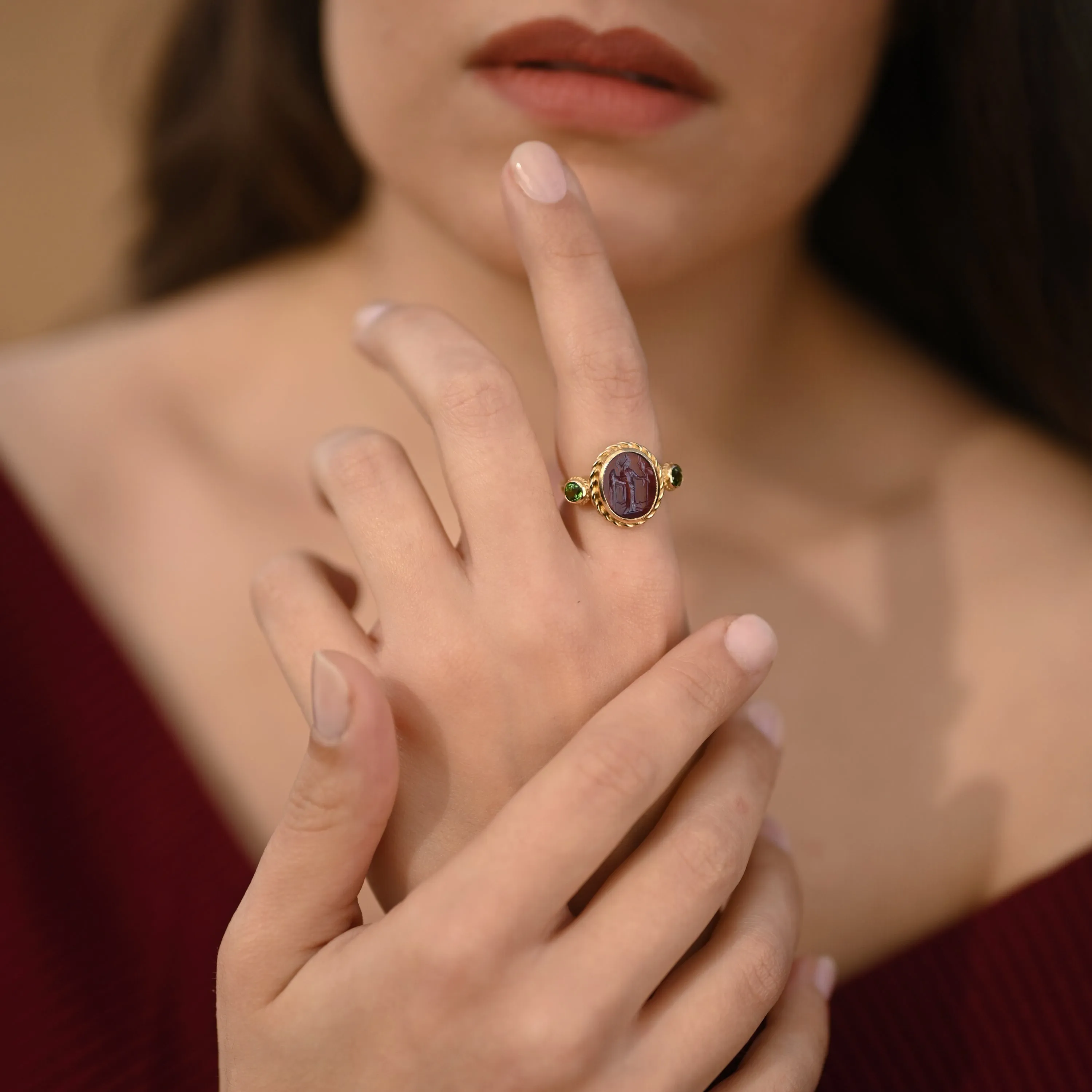 GODDESS DEMETER Authentic Ancient Roman Carnelian Intaglio 1st-2nd cent. AD 18 Kt Gold Ring